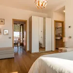 Appartement Sunny Nest Canal View In Chic Movida Venise