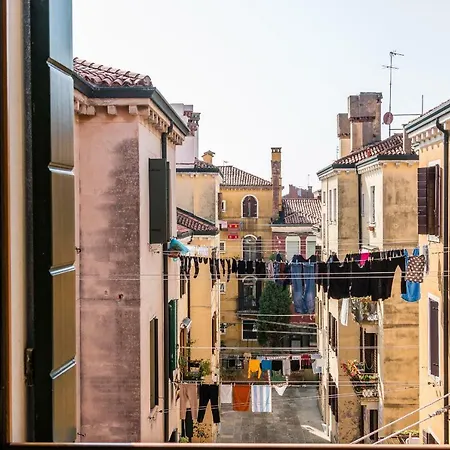 Sunny Nest Canal View In Chic Movida Apartamento